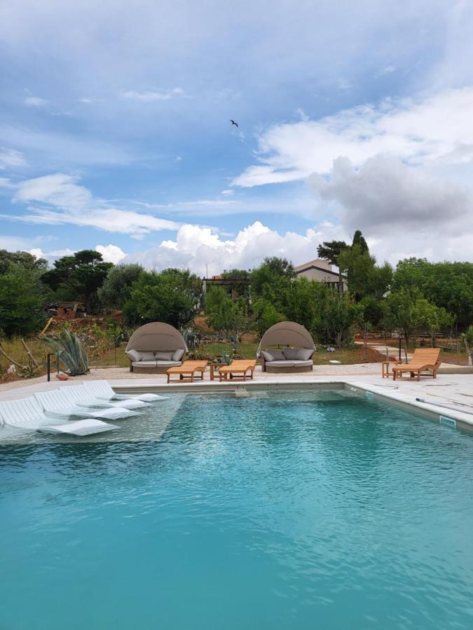 Villa Slatina Near Zrce Beach Novalja Buitenkant foto