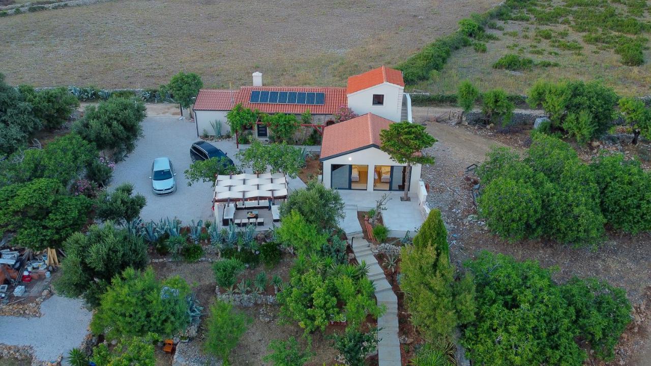 Villa Slatina Near Zrce Beach Novalja Buitenkant foto