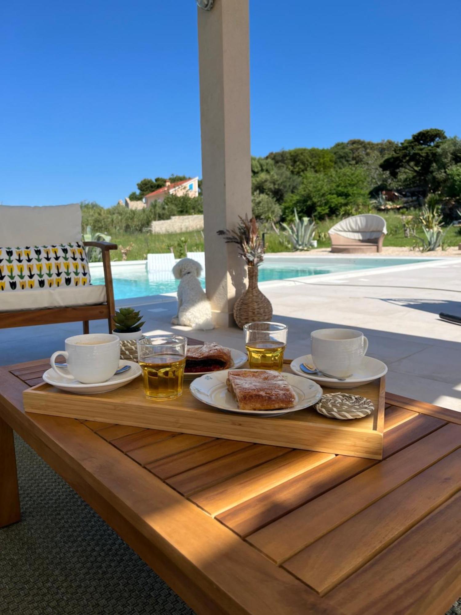 Villa Slatina Near Zrce Beach Novalja Buitenkant foto